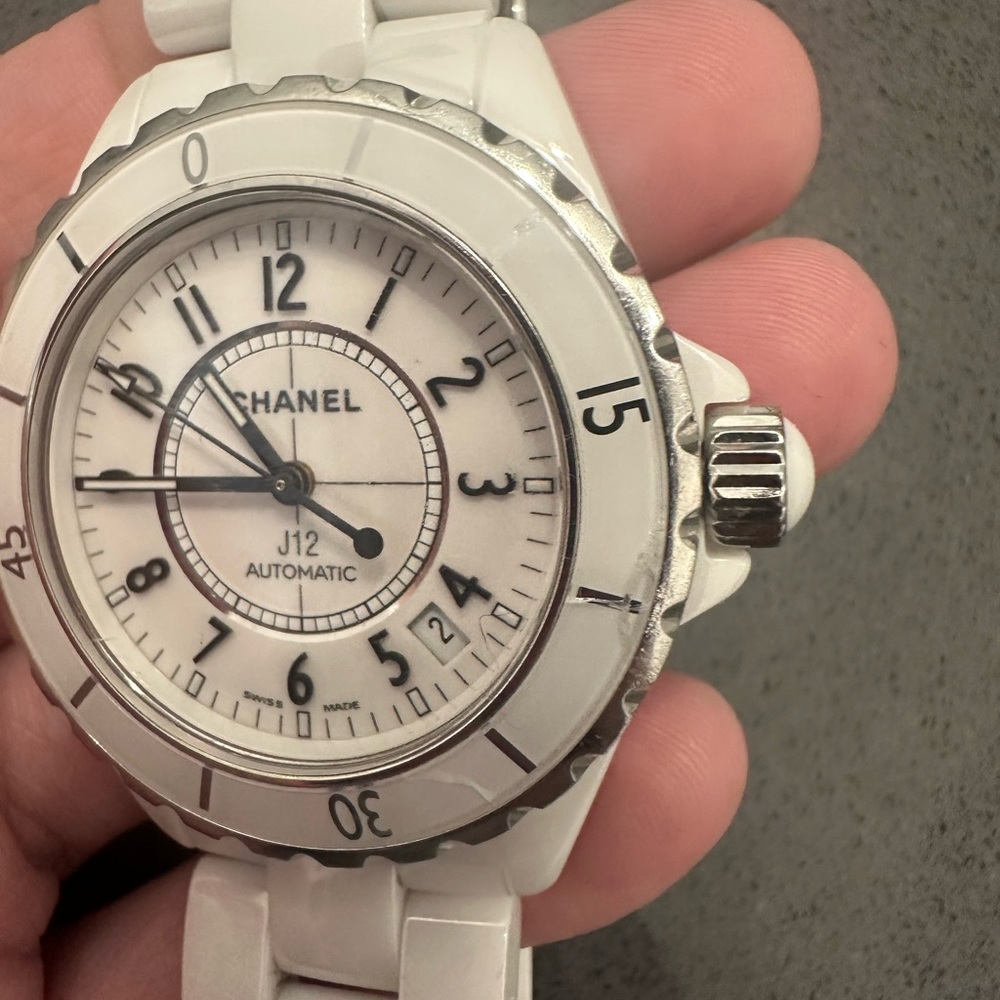 Chanel watch - Picture 7 of 12